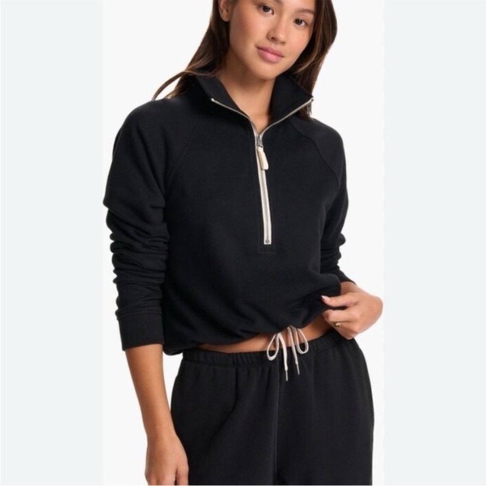 NEW Vuori Sedona Half Zip Sweater in Black